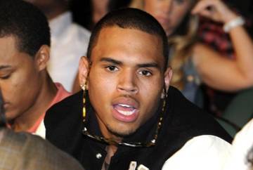 Chris Brown, ex de Rihanna, es arrestado en el Reino Unido: ¿Qué hizo?