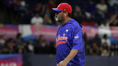 "Ozzie" Guillén se despide de Tiburones con emotivo mensaje "Ozzie" Guillén se despide de Tiburones con emotivo mensaje