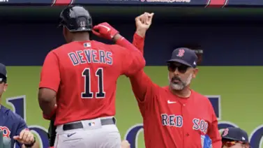 MLB: Rafael Devers y Alex Cora se reunen para limar asperezas (+Detalles) MLB: Rafael Devers y Alex Cora se reunen para limar asperezas (+Detalles)