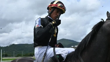 El futuro del hipismo: Jinete aprendiz brilla con doble triunfo en La Rinconada
