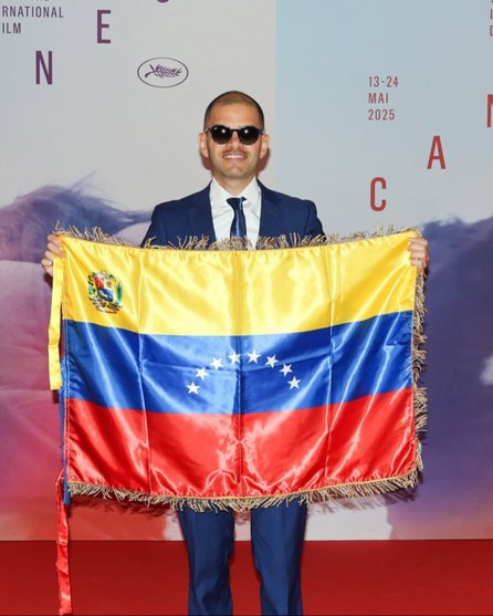 Hijo de Carmen Julia Álvarez brilla en el Festival de Cannes 2025- Hijo de Carmen Julia Álvarez brilla en el Festival de Cannes 2025