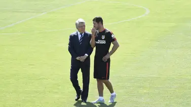 Presidente del Atlético de Madrid critica duramente a Simeone Presidente del Atlético de Madrid critica duramente a Simeone