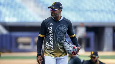 LVBP: ¿Felices? Así reaccionan los fanáticos de Leones del Caracas al regreso de José Alguacil