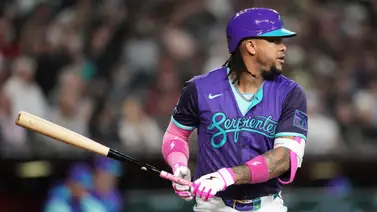 MLB: Ketel Marte sorprende al “hablar” con su bate durante juego ante los Dodgers MLB: Ketel Marte sorprende al “hablar” con su bate durante juego ante los Dodgers