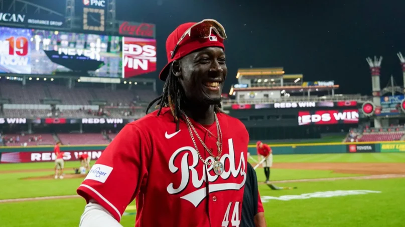MLB: Elly De La Cruz busca despertar con este vuelacercas (+video)