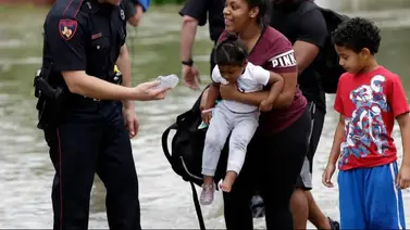 Tormentas en Texas dejan sin electricidad a más de 228,000 hogares en pleno Memorial Day 2025