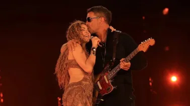 Shakira y Alejandro Sanz se “besan” tras el estreno de su nuevo tema 