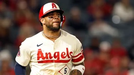 MLB: Mira el cuadrangular de Yoán Moncada en derrota de los Angels (+Video)