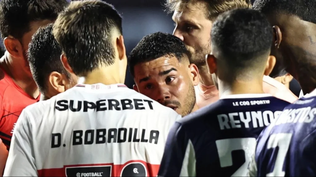 ¿Sao Paulo da la espalda a Bobadilla? Así repudió el club los actos xenófobos a Miguel Navarro