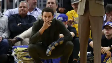 NBA: ¿Se perderá la próxima temporada? Estrella de Golden State Warriors enciende las alarmas al someterse a cirujía NBA: ¿Se perderá la próxima temporada? Estrella de Golden State Warriors enciende las alarmas al someterse a cirujía