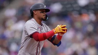 MLB: Orlando Arcia luce en su estreno con los Rockies (+video)