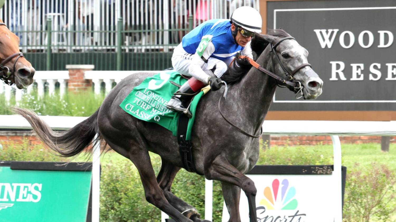 Classic Q con John Velázquez sorprende a las favoritas en el Longines Churchill Distaff Turf Mile Stakes (G2T)