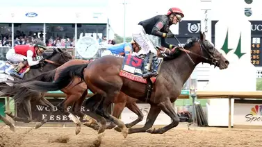 Lo que nadie creyó posible en 152 años: José Luis Ortiz es el único que hace realidad esta hazaña en Churchill Downs Lo que nadie creyó posible en 152 años: José Luis Ortiz es el único que hace realidad esta hazaña en Churchill Downs