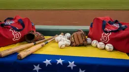 MLB: Alineación de los Medias Rojas se pintó de tricolor