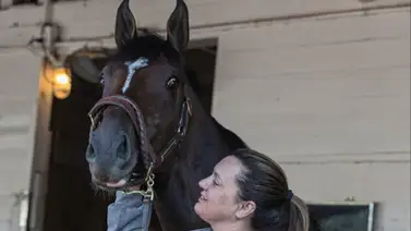 Kentucky Derby: Las mujeres alrededor de la victoria de Golden Tempo Kentucky Derby: Las mujeres alrededor de la victoria de Golden Tempo