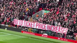 Triunfo de la afición: Liverpool congela los precios de las entradas tras protestas