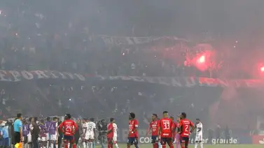 Copa Libertadores: Suspendido el DIM vs. Flamengo por graves disturbios en Medellín Copa Libertadores: Suspendido el DIM vs. Flamengo por graves disturbios en Medellín