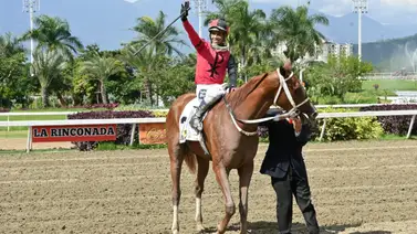 Jhonathan Aray rompe el empate y se apodera de la cima del segundo meeting en La Rinconada Jhonathan Aray rompe el empate y se apodera de la cima del segundo meeting en La Rinconada