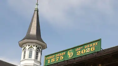 Jockey boricua ha sido multado con 5 mil dólares y suspendido por el uso indebido del látigo en el Derby y las Oaks Jockey boricua ha sido multado con 5 mil dólares y suspendido por el uso indebido del látigo en el Derby y las Oaks
