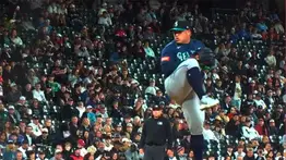 José Suárez, el sacrificado: El zurdo venezolano queda fuera del roster de los Marineros