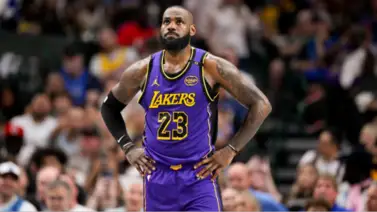 LeBron James sin intenciones de rebajarse el suelo por los Lakers LeBron James sin intenciones de rebajarse el suelo por los Lakers