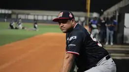 Leones del Caracas suma jerarquía: Wilfredo Romero se une al staff técnico 