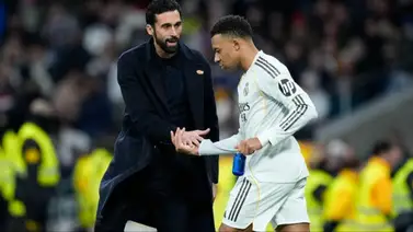 Guerra abierta en Chamartín: El "plan" de Arbeloa para liquidar a Mbappé Guerra abierta en Chamartín: El "plan" de Arbeloa para liquidar a Mbappé