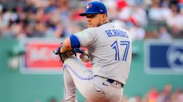 Incertidumbre en Toronto: José Berríos analiza operarse el codo