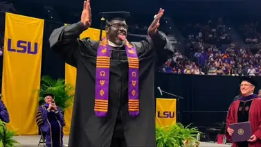 Shaq se gradúo con honores Shaq se gradúo con honores