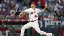 Reid Detmers emula a Nolan Ryan con una joya monticular histórica