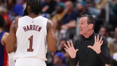 Intercederán por él? Entrenador de Cavaliers contaría con el respaldo de Harden y Mitchell para evitar el despido Intercederán por él? Entrenador de Cavaliers contaría con el respaldo de Harden y Mitchell para evitar el despido