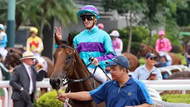 Zac Purton hizo historia al convertirse en el primer jinete en alcanzar esta cantidad de victorias Zac Purton hizo historia al convertirse en el primer jinete en alcanzar esta cantidad de victorias