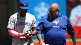 MLB: Jesús Sánchez sale lesionado por un fanático