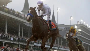 Justify rompe maldición y gana el Derby de Kentucky
