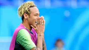 Éric Cantona se burló de Neymar (+Foto) Éric Cantona se burló de Neymar (+Foto)