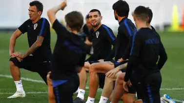 Rusia y Croacia salen con sus equipos de lujo Rusia y Croacia salen con sus equipos de lujo