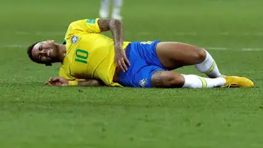 Van Basten apuntó a Neymar: "Simular no es bueno" Van Basten apuntó a Neymar: "Simular no es bueno"