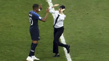 Invasores del terreno en la final del Mundial irán 15 días a la cárcel Invasores del terreno en la final del Mundial irán 15 días a la cárcel