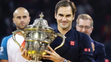 Roger Federer gana el título en Basilea por novena vez