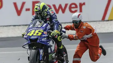 Rossi no se explica su caída, pero reconoce que ha cometido un error Rossi no se explica su caída, pero reconoce que ha cometido un error