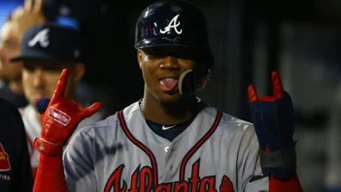 Acuña se dice honrado por premio a Novato del Año