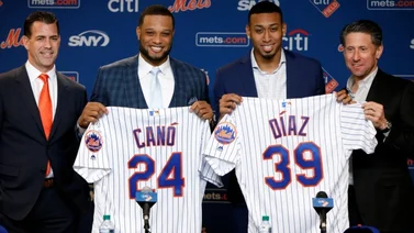 Robinson Canó y Edwin Díaz se pusieron la camisa de los Mets
