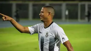 Anthony Uribe fue presentado con el Belgrano Anthony Uribe fue presentado con el Belgrano