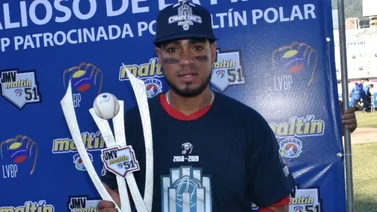 Juniel Querecuto fue el Jugador Más Valioso de la final