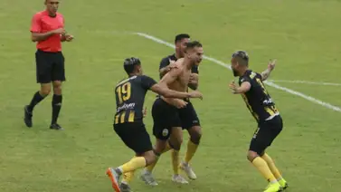 Camacho sentenció el Clásico sobre el final Camacho sentenció el Clásico sobre el final