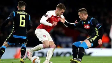 El Arsenal pone tierra de por medio ante el Nápoles El Arsenal pone tierra de por medio ante el Nápoles