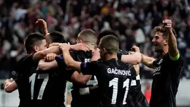 El Eintracht remontó, sorprendió al Benfica y se metió en semifinales El Eintracht remontó, sorprendió al Benfica y se metió en semifinales