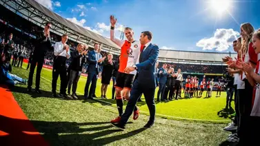 Van Persie colgó las botas en el Feyenoord Van Persie colgó las botas en el Feyenoord
