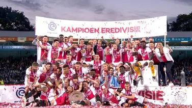 Ajax se alzó con la Eredivisie y selló una temporada histórica Ajax se alzó con la Eredivisie y selló una temporada histórica