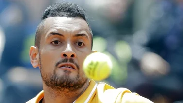 Kyrgios descalificado tras arrojar silla a la cancha en Roma